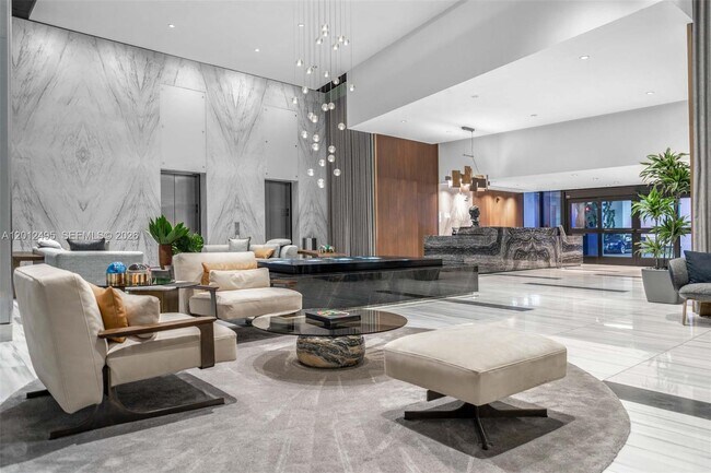 Building Photo - 1100 Biscayne Blvd