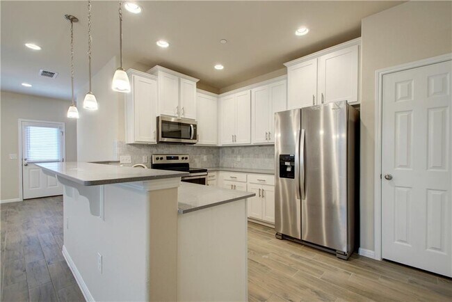 Building Photo - 12917 Leatherback Ln