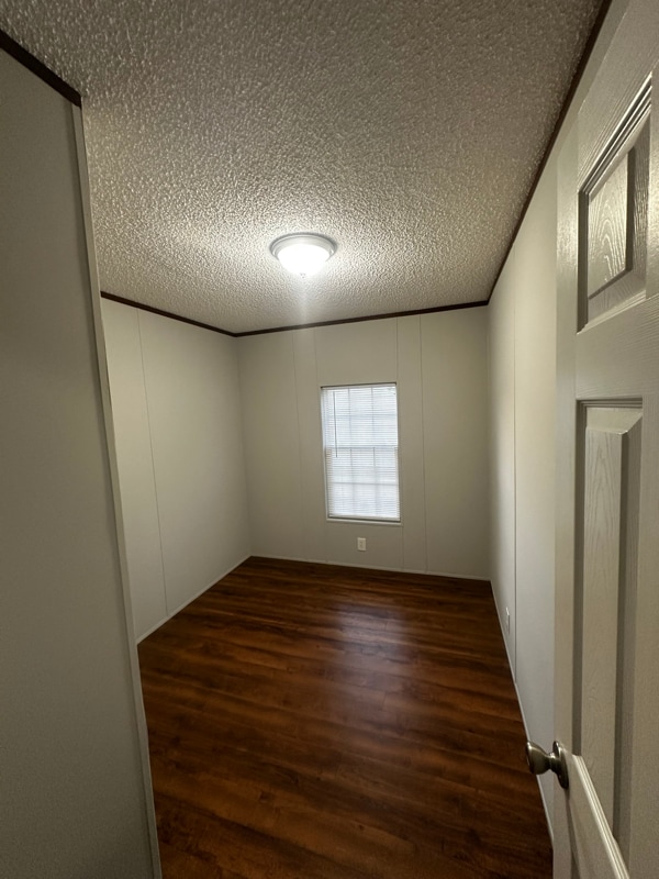 Building Photo - 9477 Lansdowne Rd