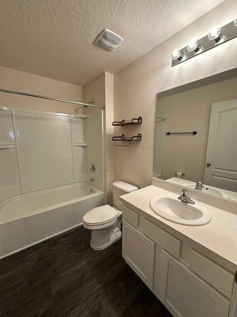 Building Photo - 3 Bedroom Home In Middleburg FL