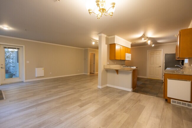 Building Photo - 17438 Bothell Way NE