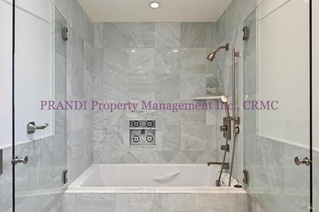 Building Photo - Panoramic View From This Strawberry Home w...