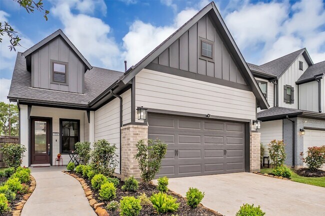 Building Photo - 1535 Park Path Dr