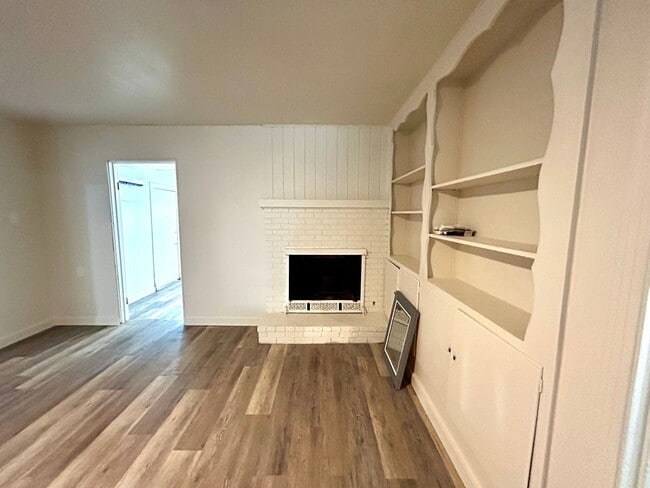 Building Photo - 3304 Tom Green St