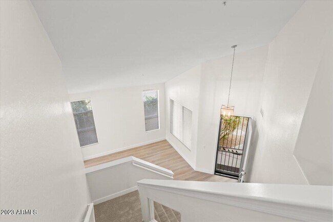 Building Photo - 10410 E Morning Star Dr