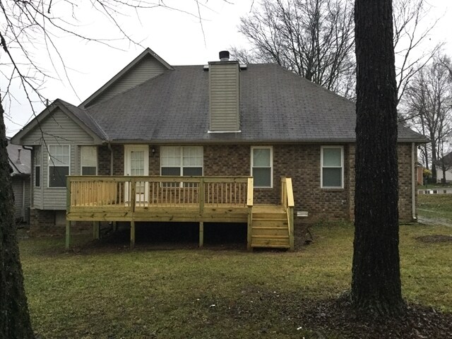 Building Photo - 3320 Milbridge Dr