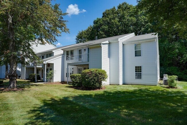 Building Photo - 20 Walden Dr