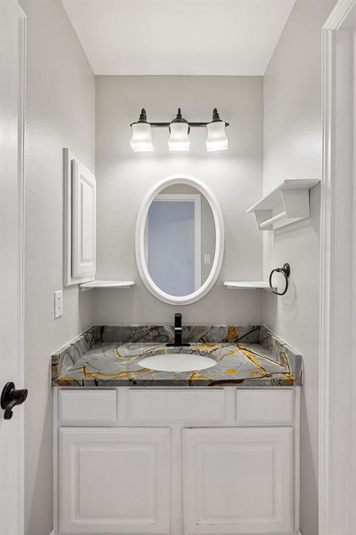 Building Photo - 2137 Rivina Dr