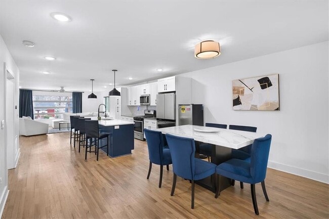 Building Photo - 1846 Rogers Ave SW