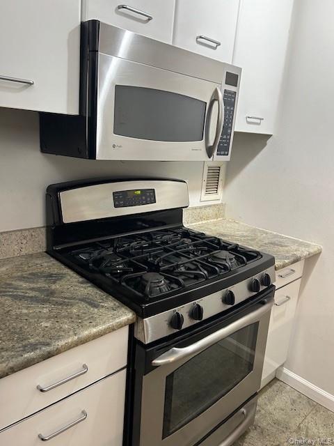 Building Photo - 4 Martine Ave