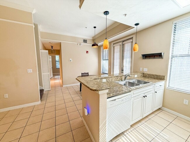 Building Photo - St. Charles Place #306