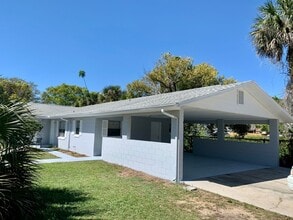 Building Photo - 701 N New Hampshire Ave