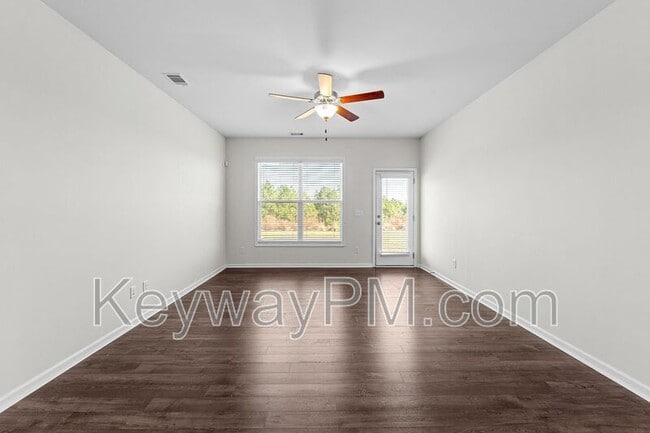 Building Photo - 4150 Thimbleberry Dr