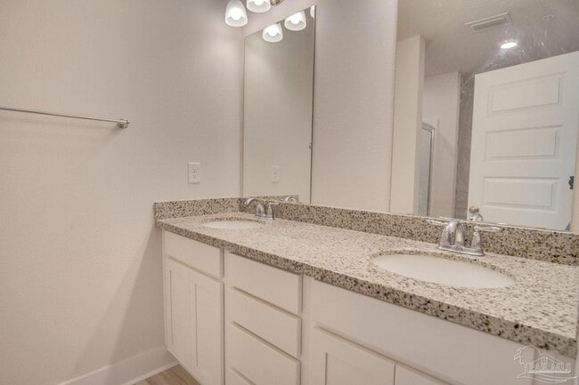 Building Photo - 9400 Nature Crk Ln