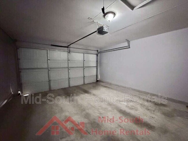 Building Photo - 1568 Wynne Rd