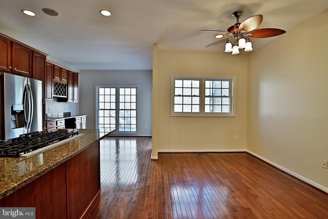 Building Photo - 5263 Prairie Willow Way