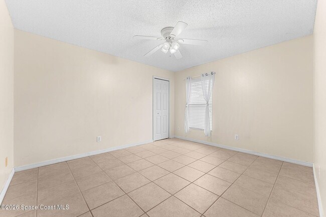 Building Photo - 4211 Swanna Dr