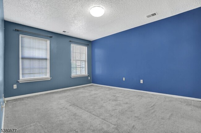 Building Photo - 94 13th Ave
