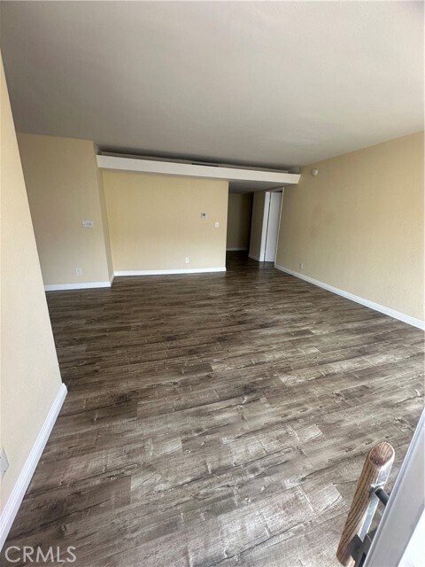 Building Photo - 5429 Newcastle Ave