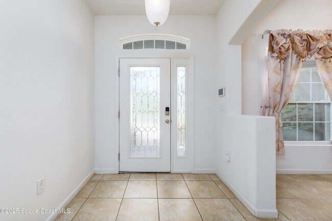 Building Photo - 632 Stonebriar Dr