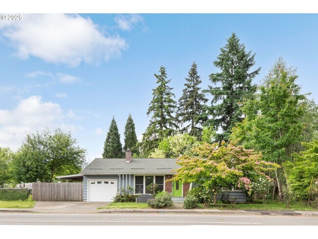 Primary Photo - Classic Hillsboro Home with Two Spacious B...