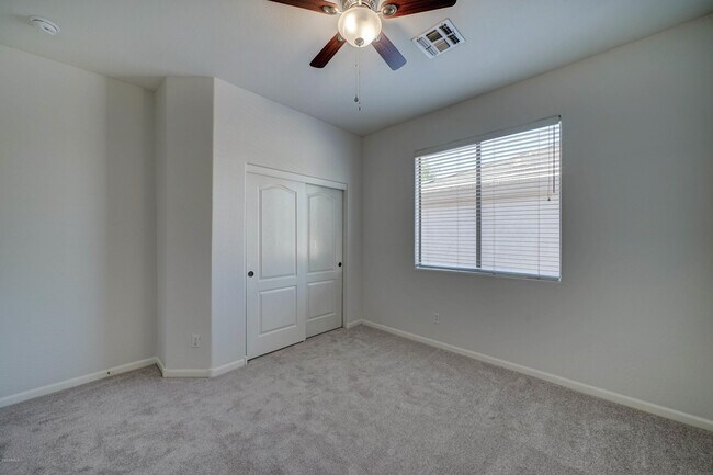 Building Photo - 6410 E Carolina Dr