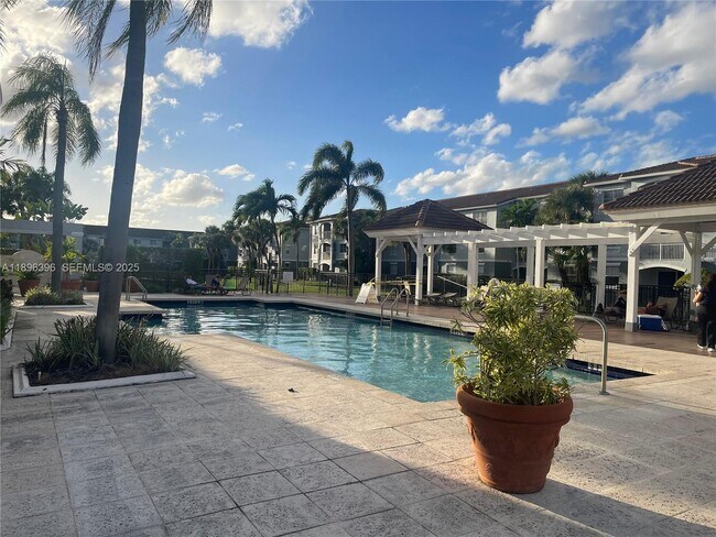 Building Photo - 9645 NW 1st Ct