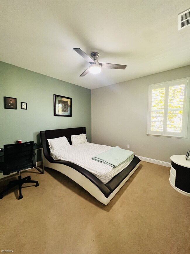 Building Photo - 4 br, 3 bath House - 3084 Vittoria Loop