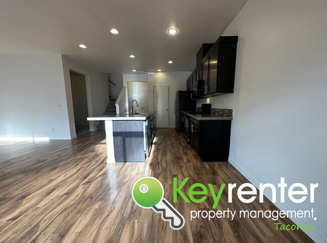 Building Photo - Puyallup Multi-level Fabulous 4Bed/2.5Bath...