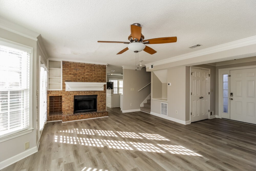 Building Photo - 5176 Ray Ct