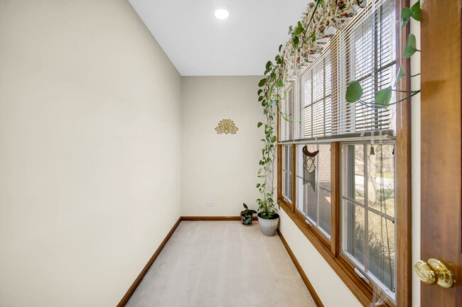 Building Photo - 2872 Whispering Oaks Ct