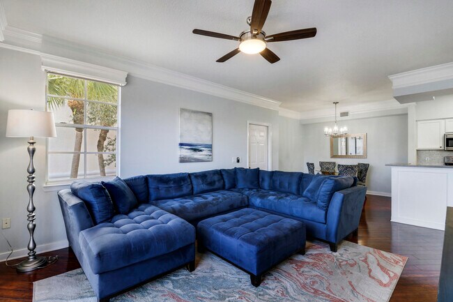 Building Photo - 9212 Myrtlewood Cir W