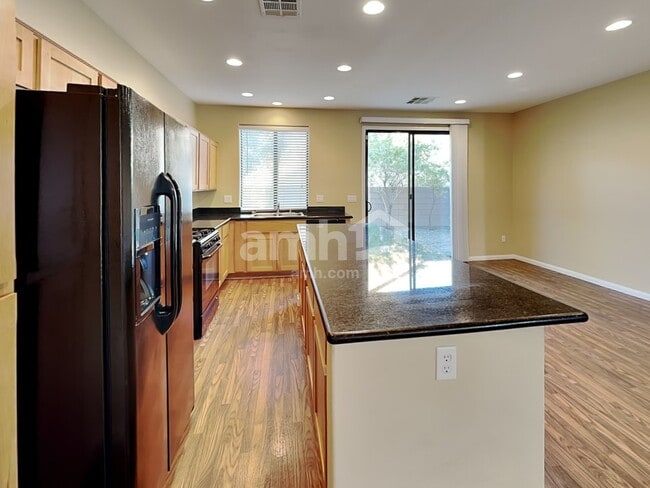 Building Photo - 3932 Yang Ct