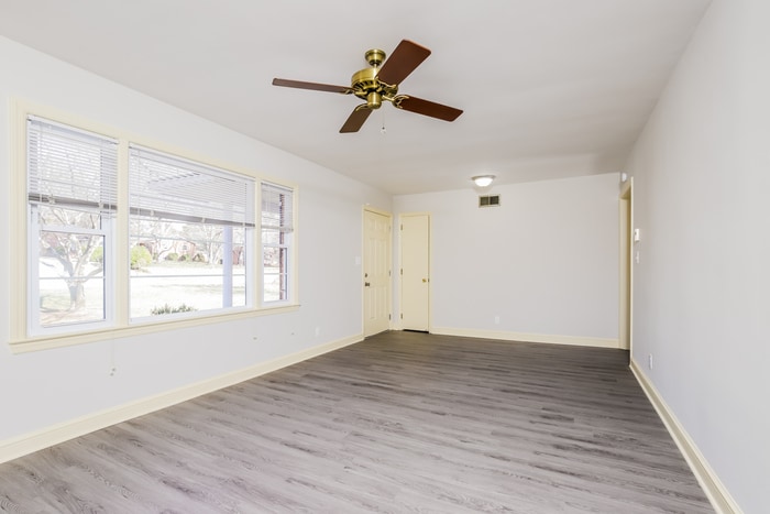Building Photo - 3930 Leinbach Dr