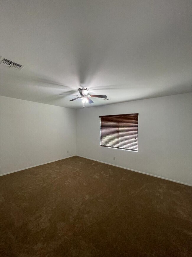 Building Photo - 4425 E Muriel Dr