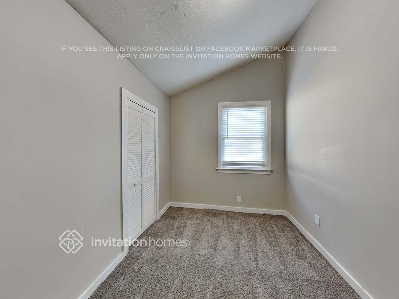 Building Photo - 547 Rustic Rd