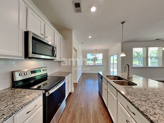 Building Photo - 248 Lake Vista Drive