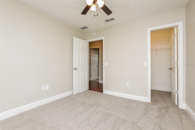 Building Photo - 207 Taranto Way