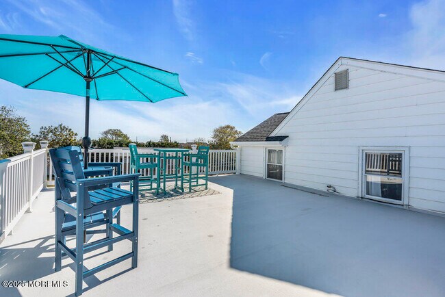 Building Photo - 101 St Louis Ave