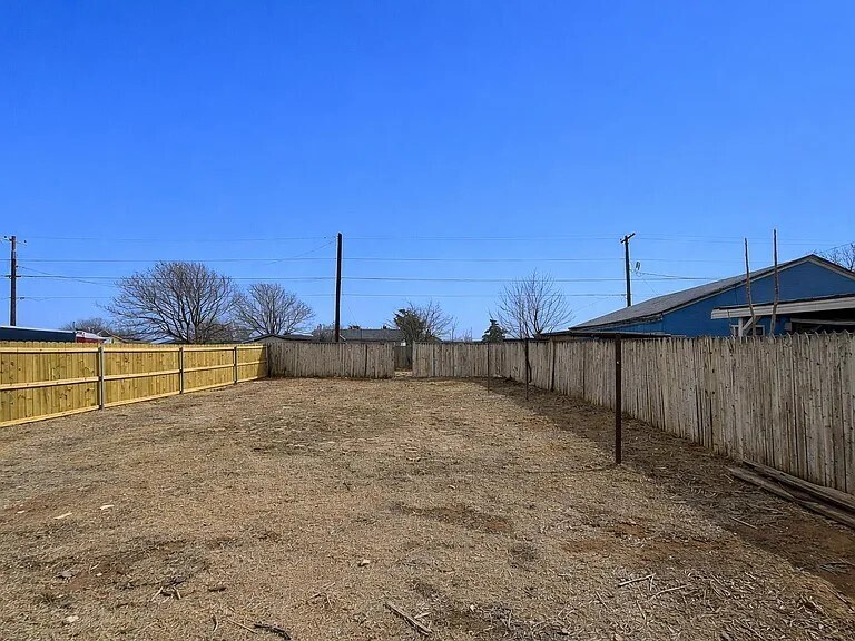 Building Photo - 2721 Colgate St