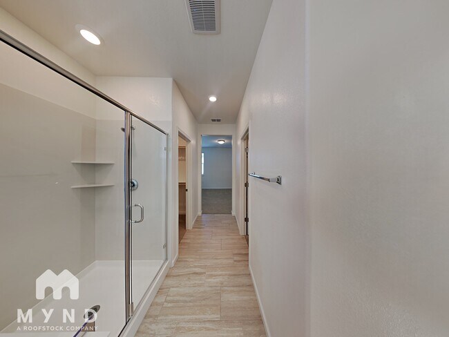 Building Photo - 2172 Brave Hawk Loop