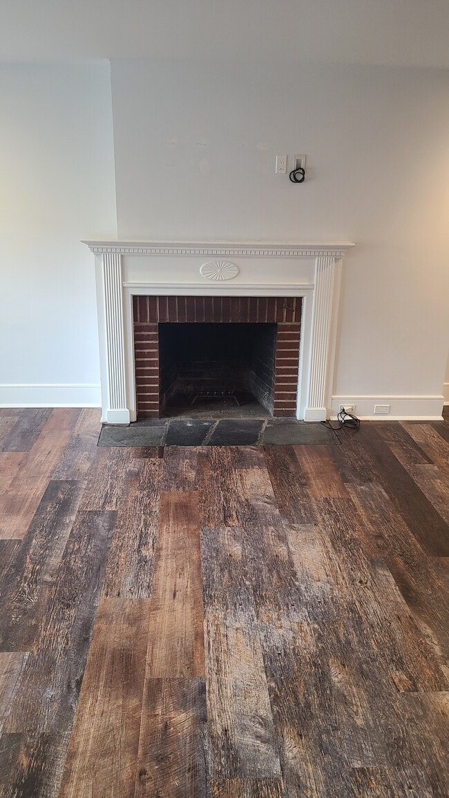 Building Photo - 25 Wilmer St