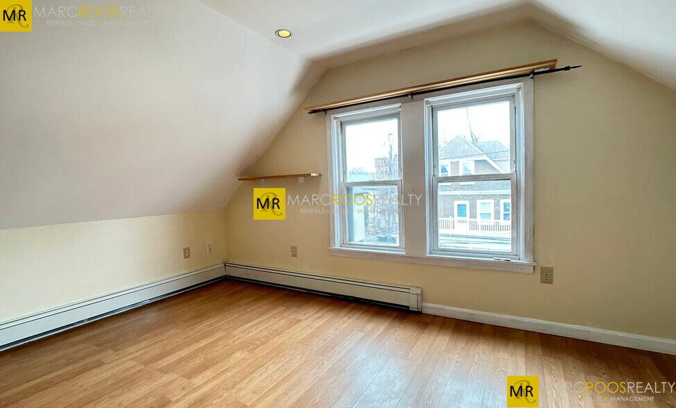 Building Photo - 16 Priscilla Rd