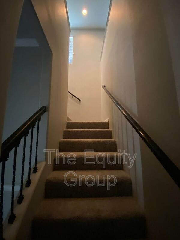Building Photo - 3461 Alcove Way