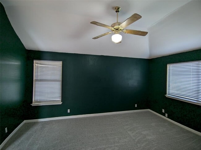 Building Photo - 13903 Randalstone Dr