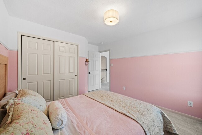 Building Photo - 18210 Juniper Creek Ln
