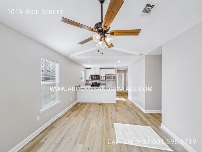 Building Photo - 1014 Rice St