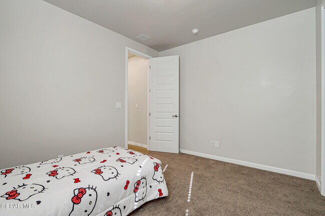 Building Photo - 12917 Nidd Ave