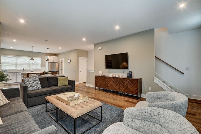 Building Photo - 1326 Colere Pl