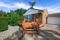 Building Photo - 2739 Yorkshire Rd